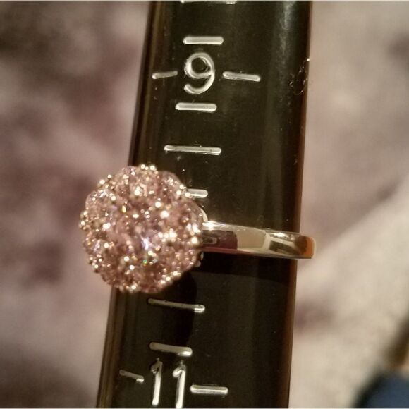 Pink Cluster ring Size 10 - Picture 4 of 7